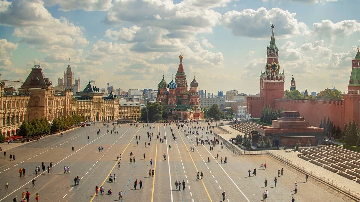 Фото: https://tvzvezda.ru/ (https://mcdn.tvzvezda.ru/storage/news_other_images/2024/07/10/7833110088ed44e38b7751d0f3a5224d.jpg)