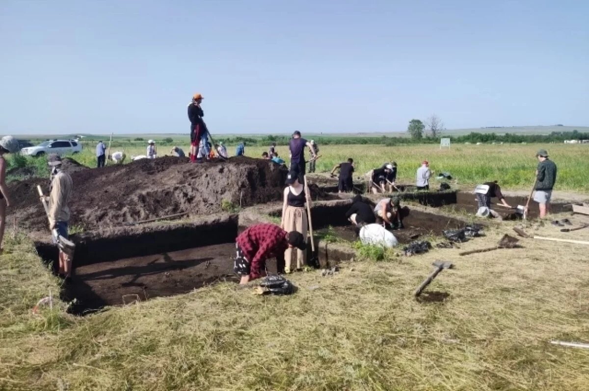    Могилы бродячих магов.
