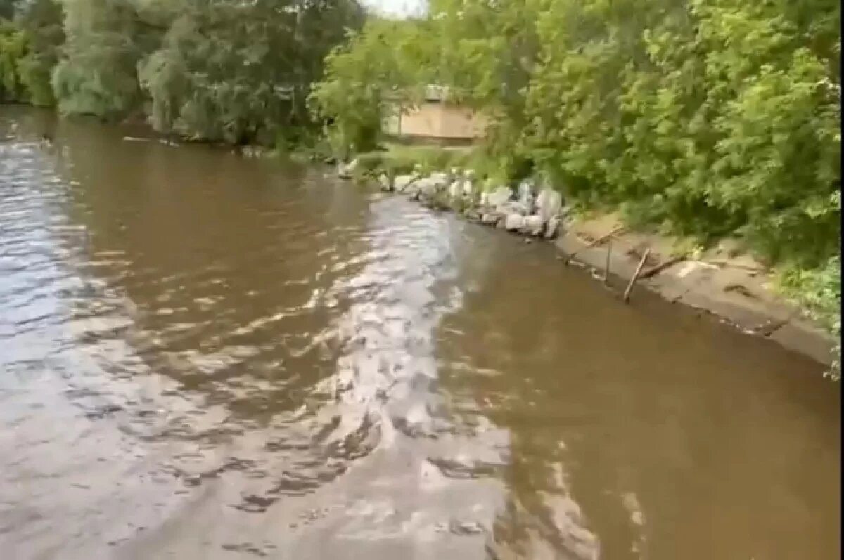    Ребенка затянуло в шлюз на водохранилище под Магнитогорском