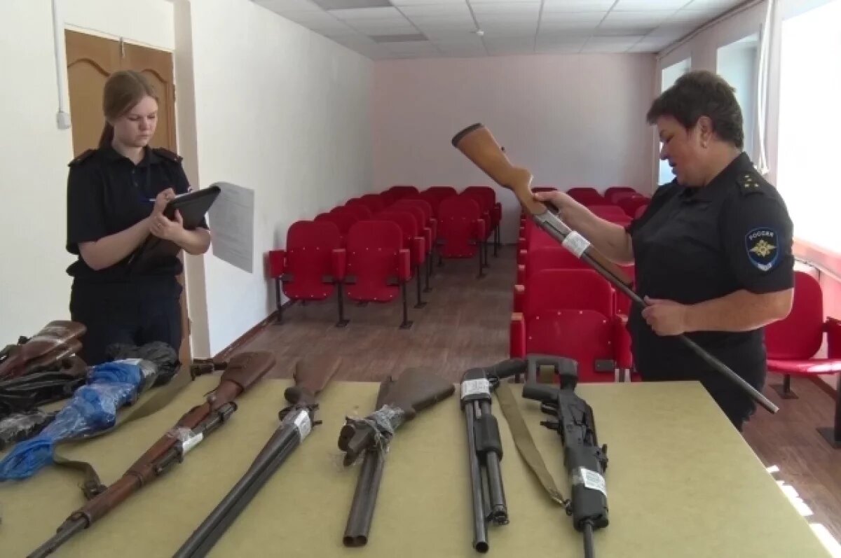    В Пензенской области мужчина хранил на своем складе 16 единиц оружия