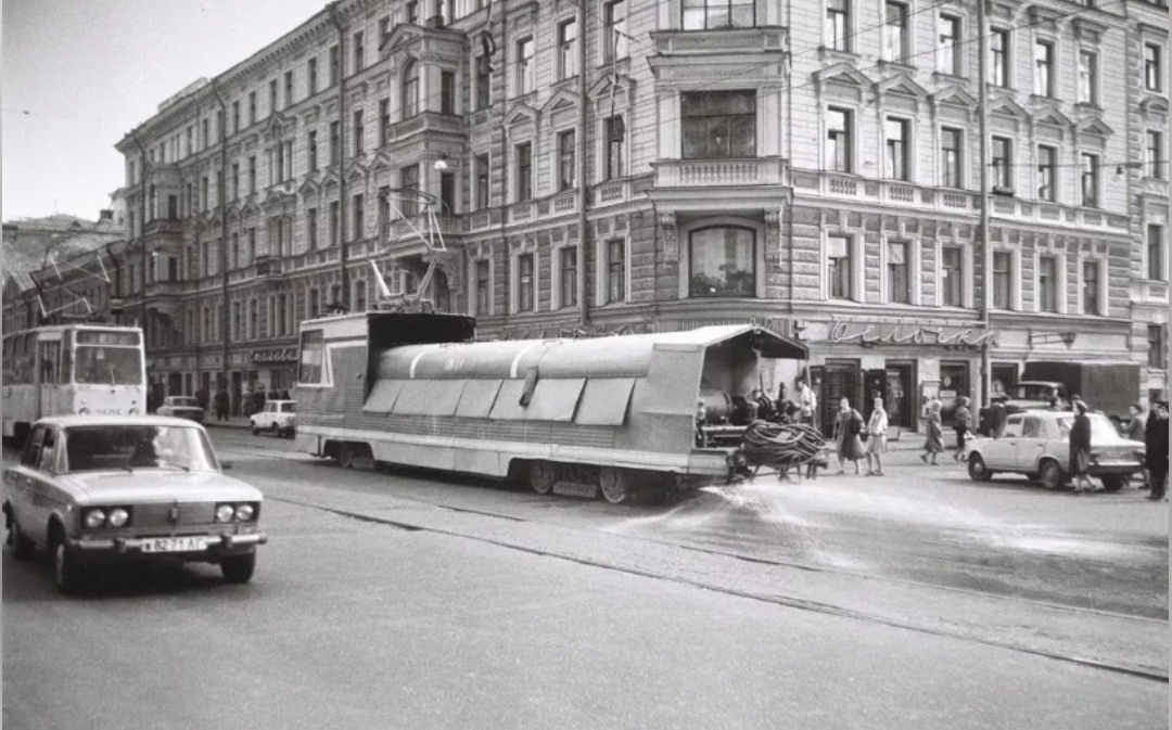 Фото В. Валдина, 1990 год