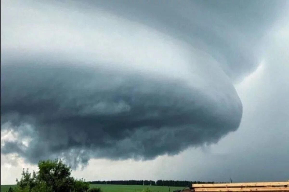    В Башкирии засняли еще один смерч