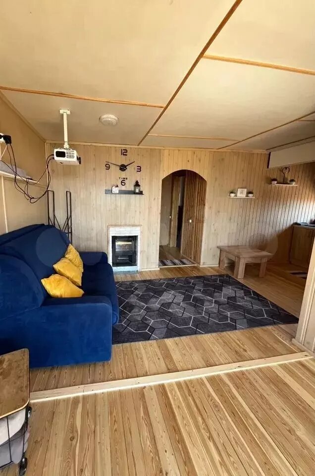     Источник: Avito