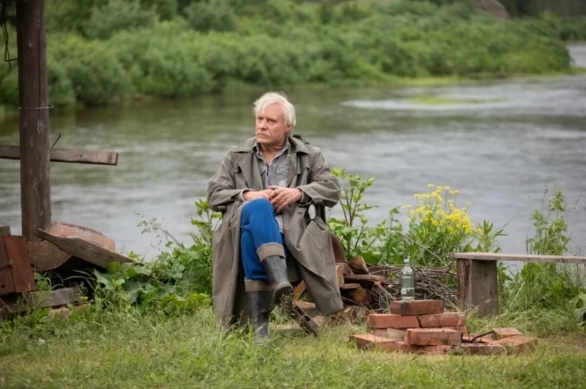    Съёмки сцен натуры прошли в селе Кын.