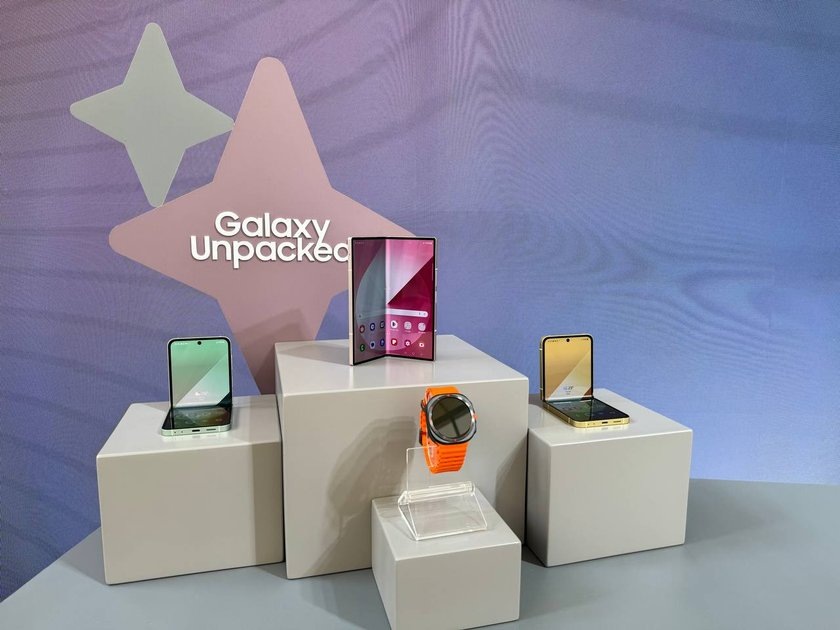 МТС объявила о старте предзаказа на первые складные смартфоны Samsung и умные часы c функцией искусственного интеллекта.-2