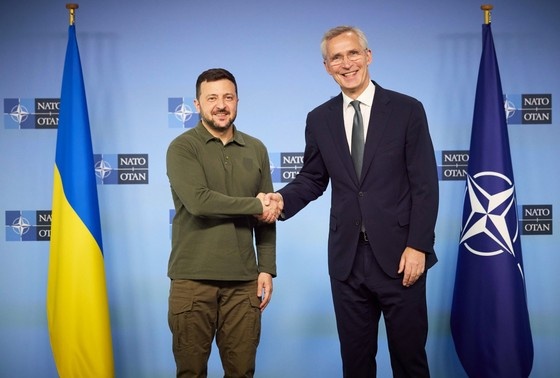    Владимир Зеленский и Йенс Столтенберг