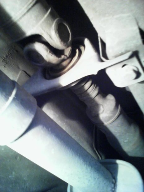 Вот сам подвесной который предстоит заменить