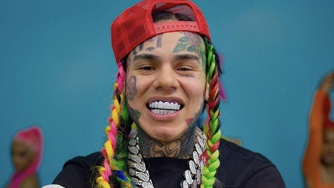 Кадр из клипа