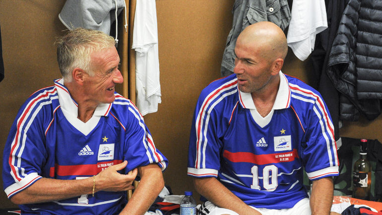 Дидье Дешам (слева) и Зинедин Зидан (справа)