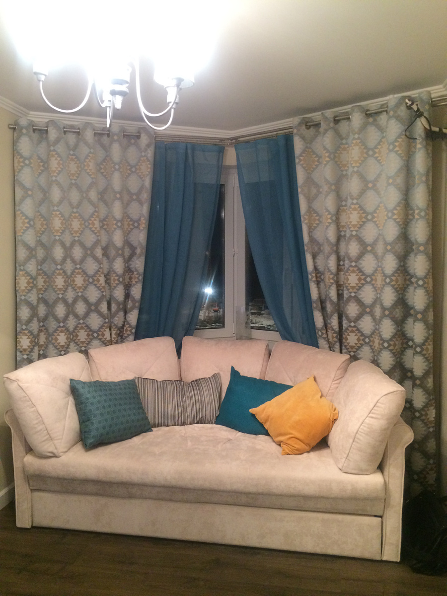 Кстати, очень не кисло он стоил по тем временам