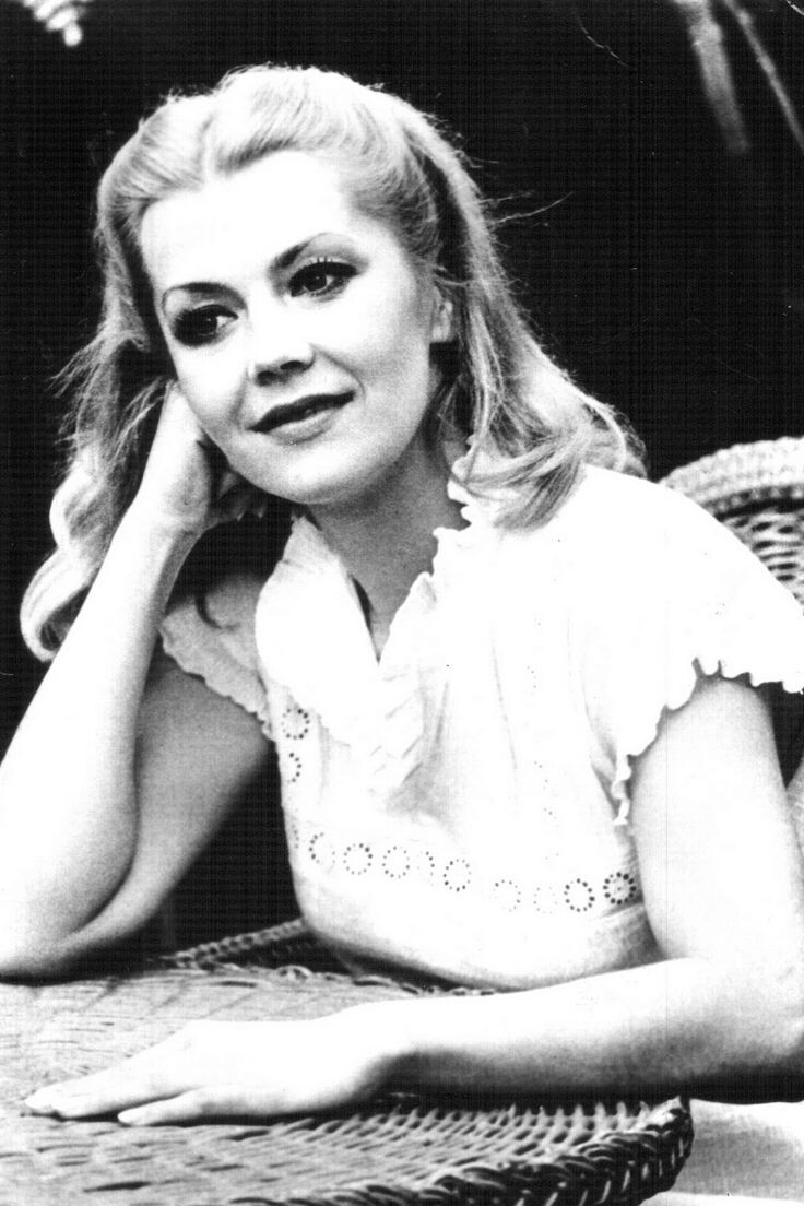 Галерея актёров: Лилита Озолиня...