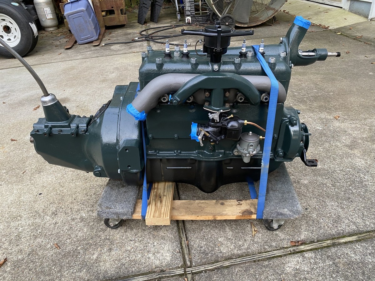 Силовой агрегат Ford Model B 1932 года.