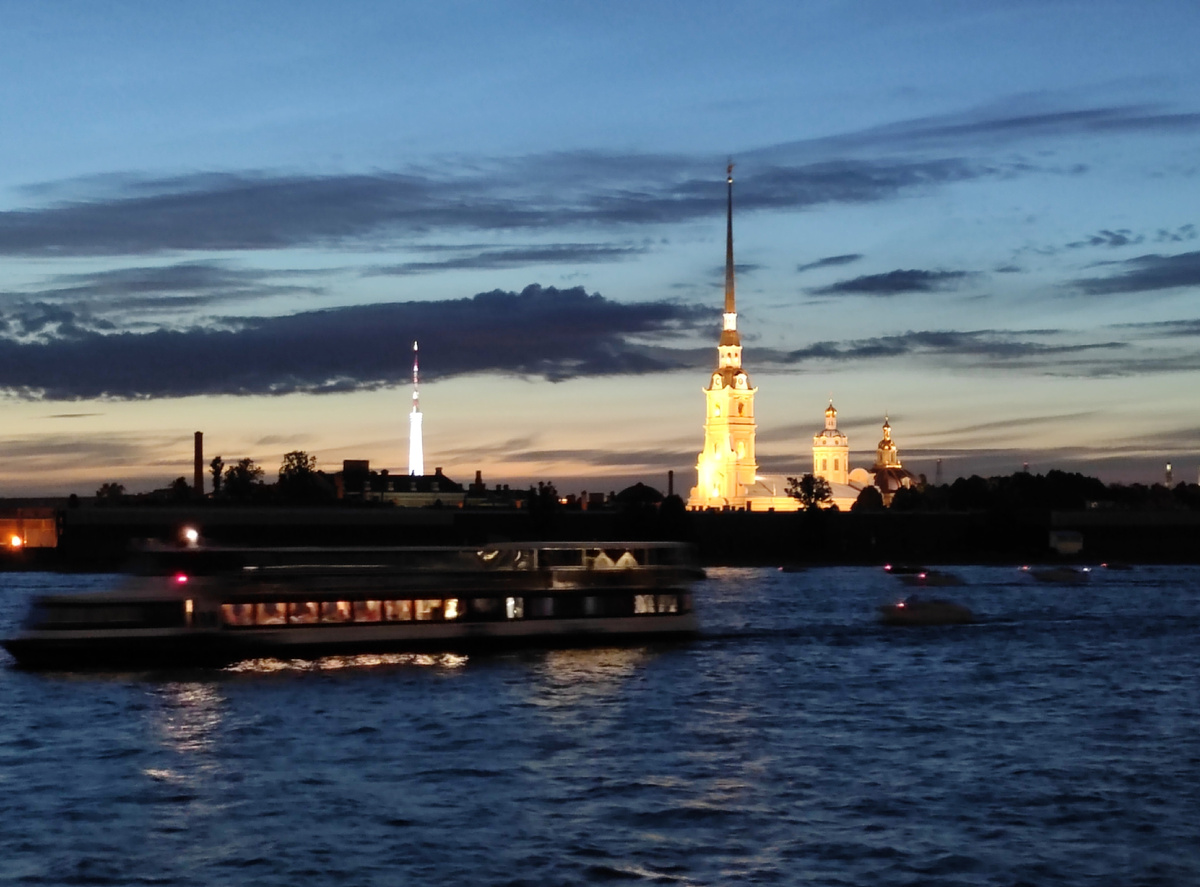 Остатки белых ночей. Второй час