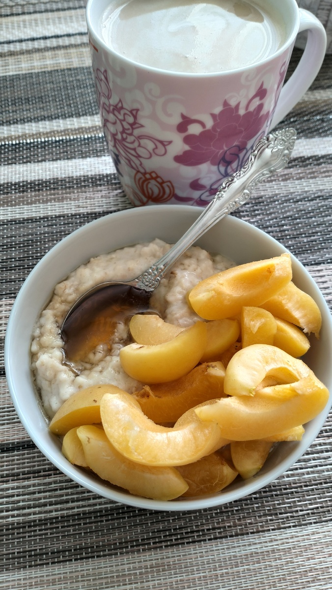 Абрикосы здесь ещё из прошлой закупки