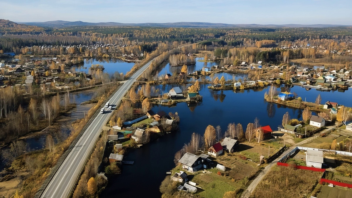Дачный поселок Монзино — уральская Венеция/ © uraloved.ru