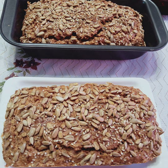 Домашний хлеб из творога и овсяных хлопьев