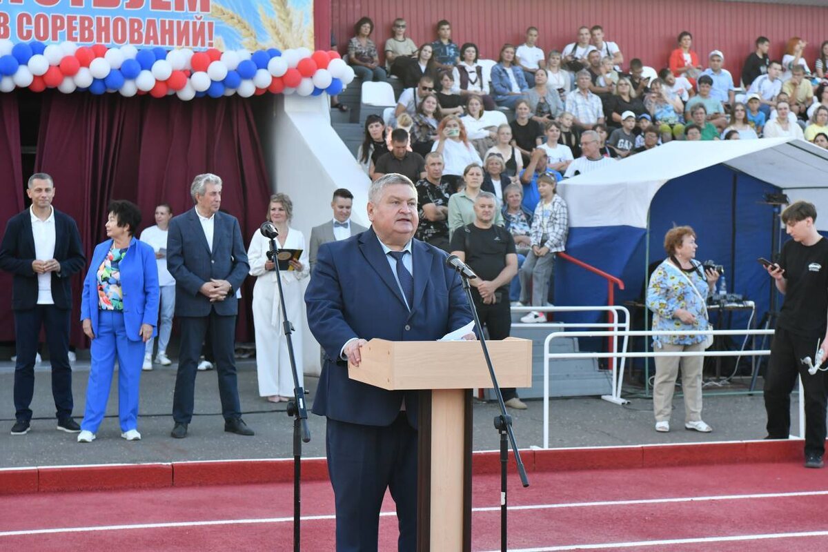    В Сорочинске зажгли огонь областных сельских игр «Золотой колос» Белов Михаил Александрович