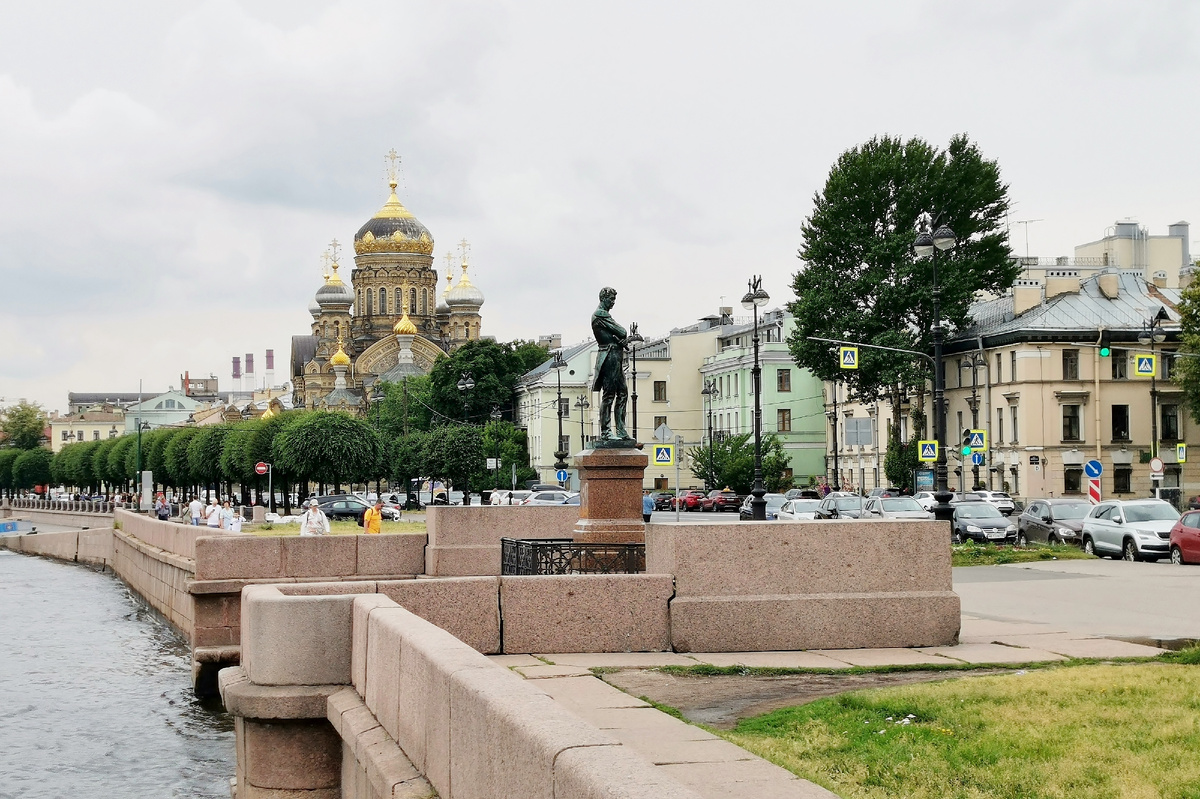 Памятник Ивану Федоровичу Крузенштерну. Фото автора.