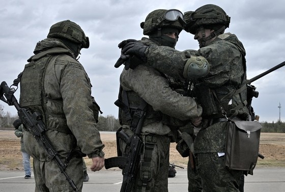    Военнослужащие во время совместных учений России и Белоруссии