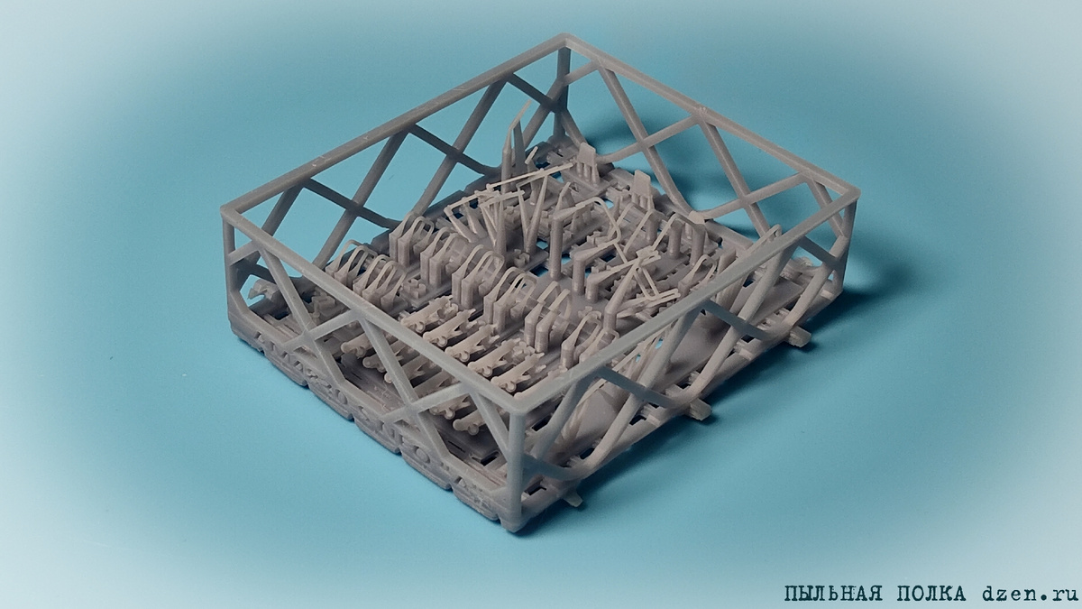 Набор Neo. Поручни, дворники, подножки,  набор антенн и упоры для подвесного вооружения Ка-52 1/48.