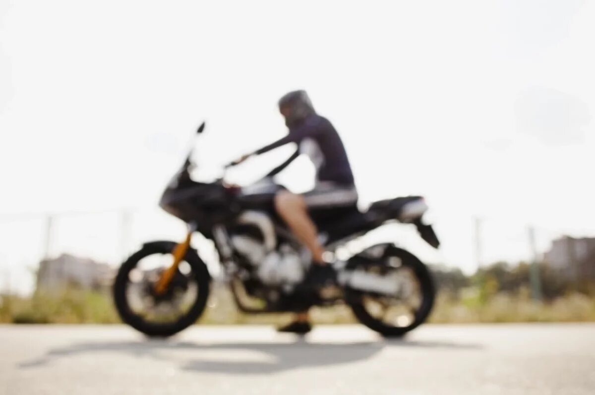    Алтайский военный спас жизнь потерявшей руку в ДТП девушке в Луганске