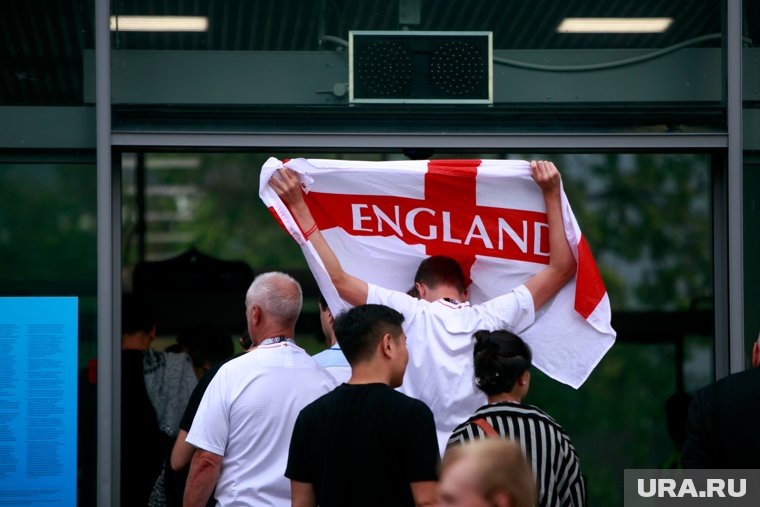 Английские болельщики поддерживали свою команду на Евро-2024 (архивное фото). Фото: Владимир Андреев © URA.RU