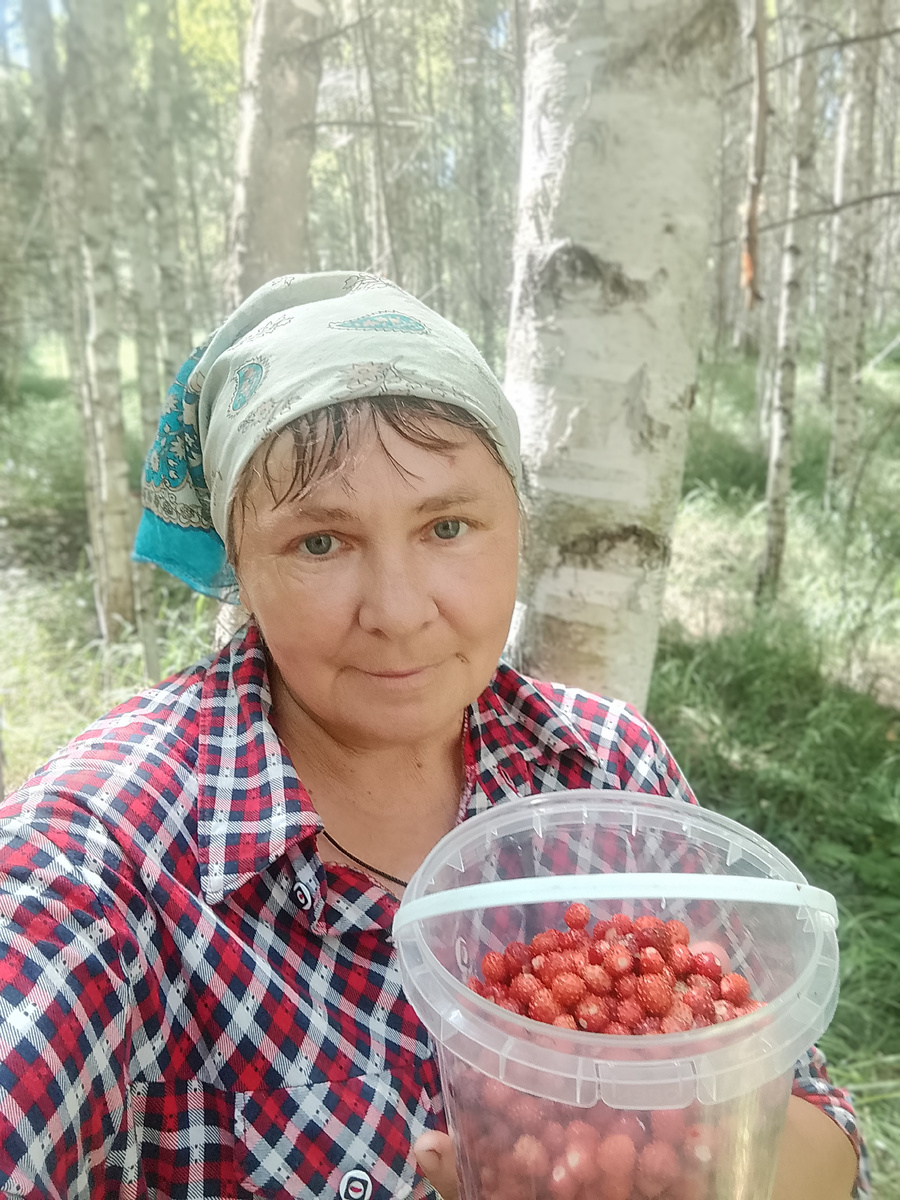 фото автора с земляникой