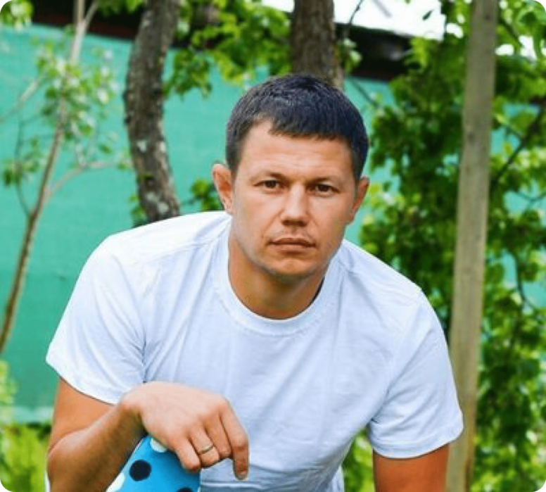 Илья НовосёловВладелец строительной компании «ТНС» в Санкт-Петербурге.