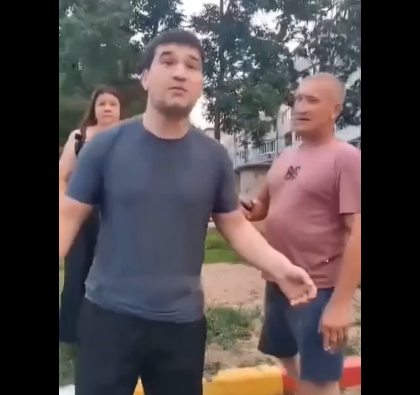 Избили узбеков