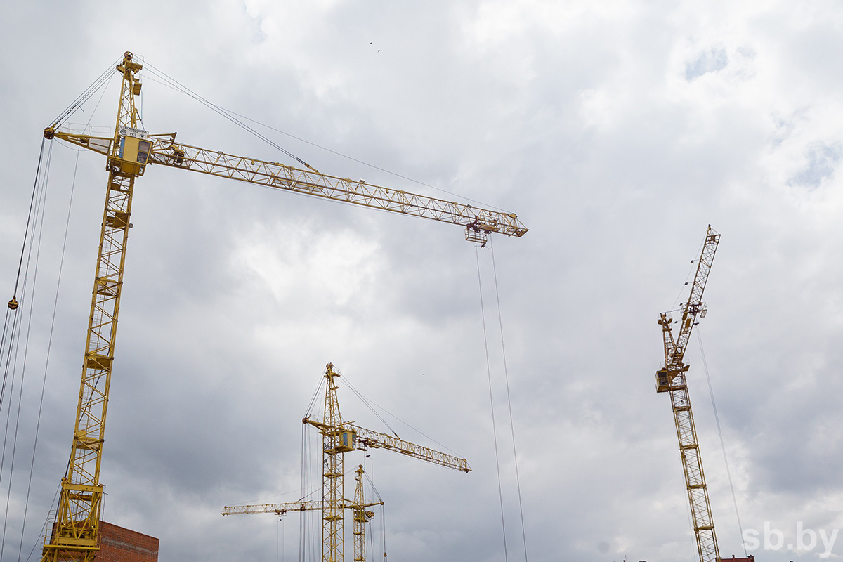    В Смолевичах завершается строительство двух домов для жителей белорусской столицы