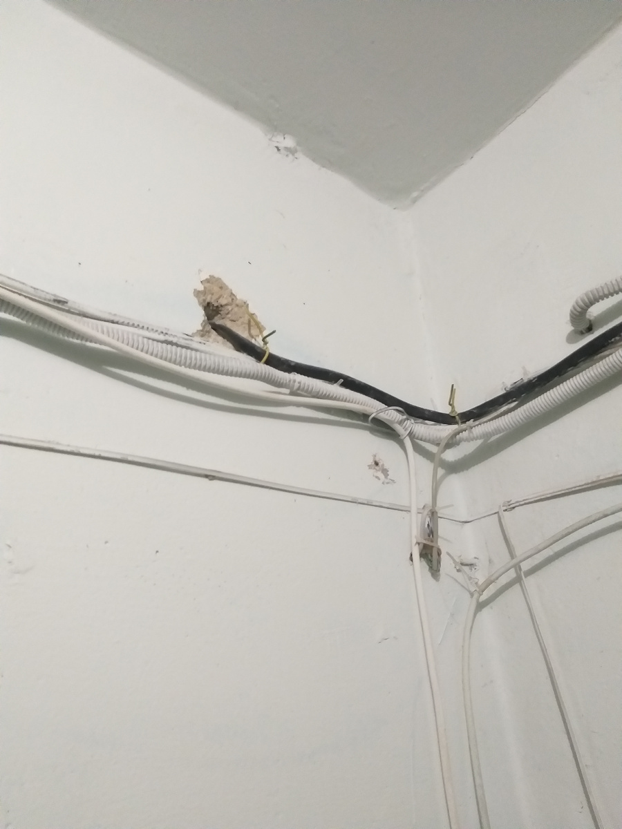 Завели новый кабель.