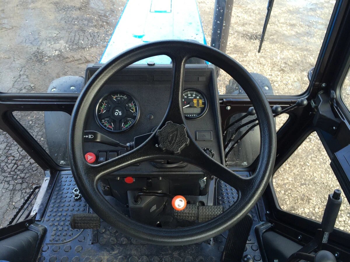 Салон трактора "БЕЛАРУС"