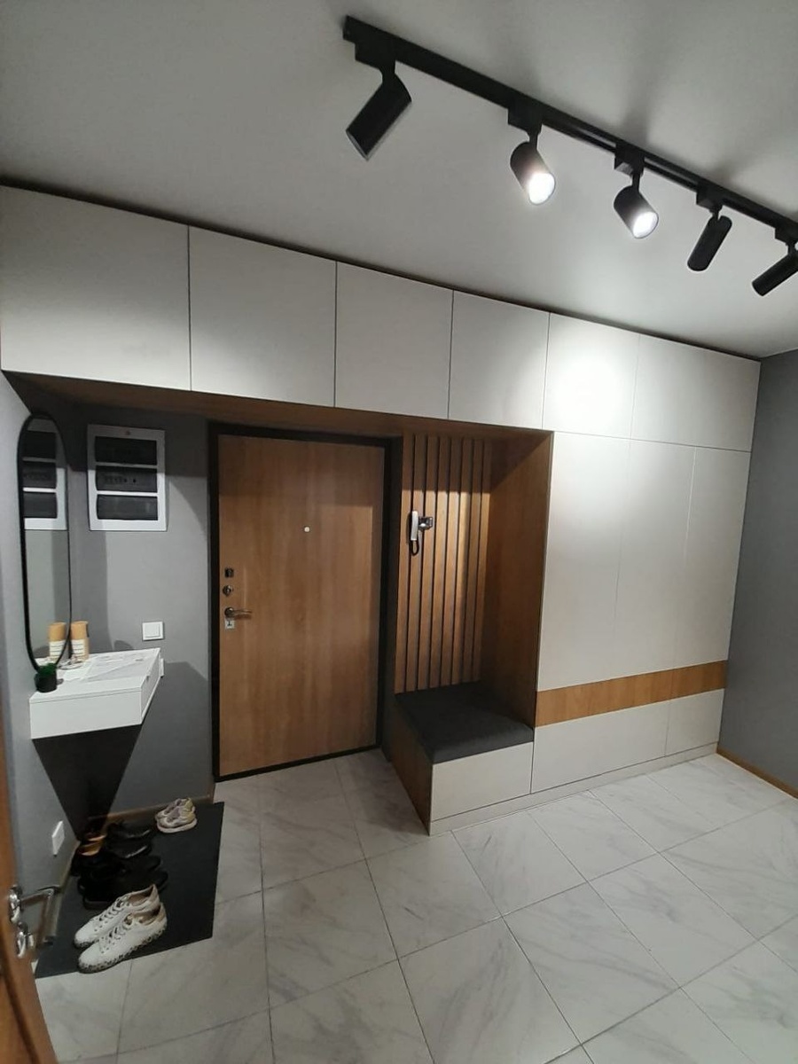 Прихожая в современном стиле от компании Hansa Mebel