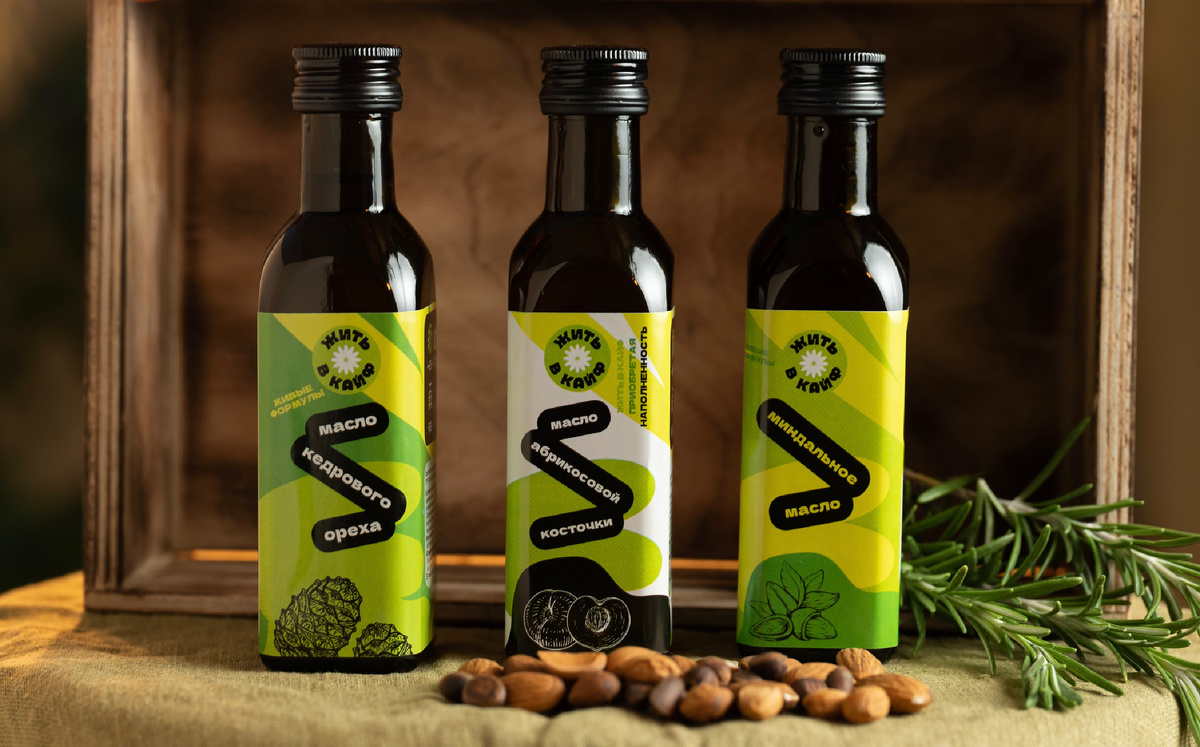 Единственный способ производства масел, который сохраняет все полезные свойства сырья, это бережный холодный отжим в маслопрессах