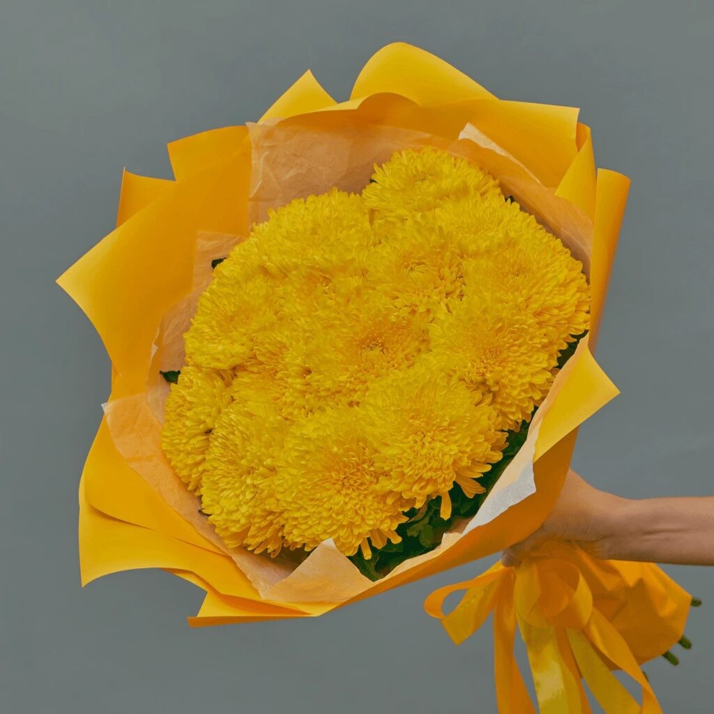    Букет из 15 желтых хризантем «Все для тебя» от AzaliaNow