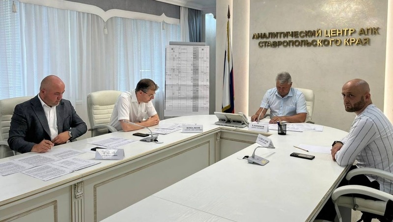   Рабочее совещание с Сергеем Левиным прошло в режиме ВКС 11 июля Фото: минсельхоз Ставрополья