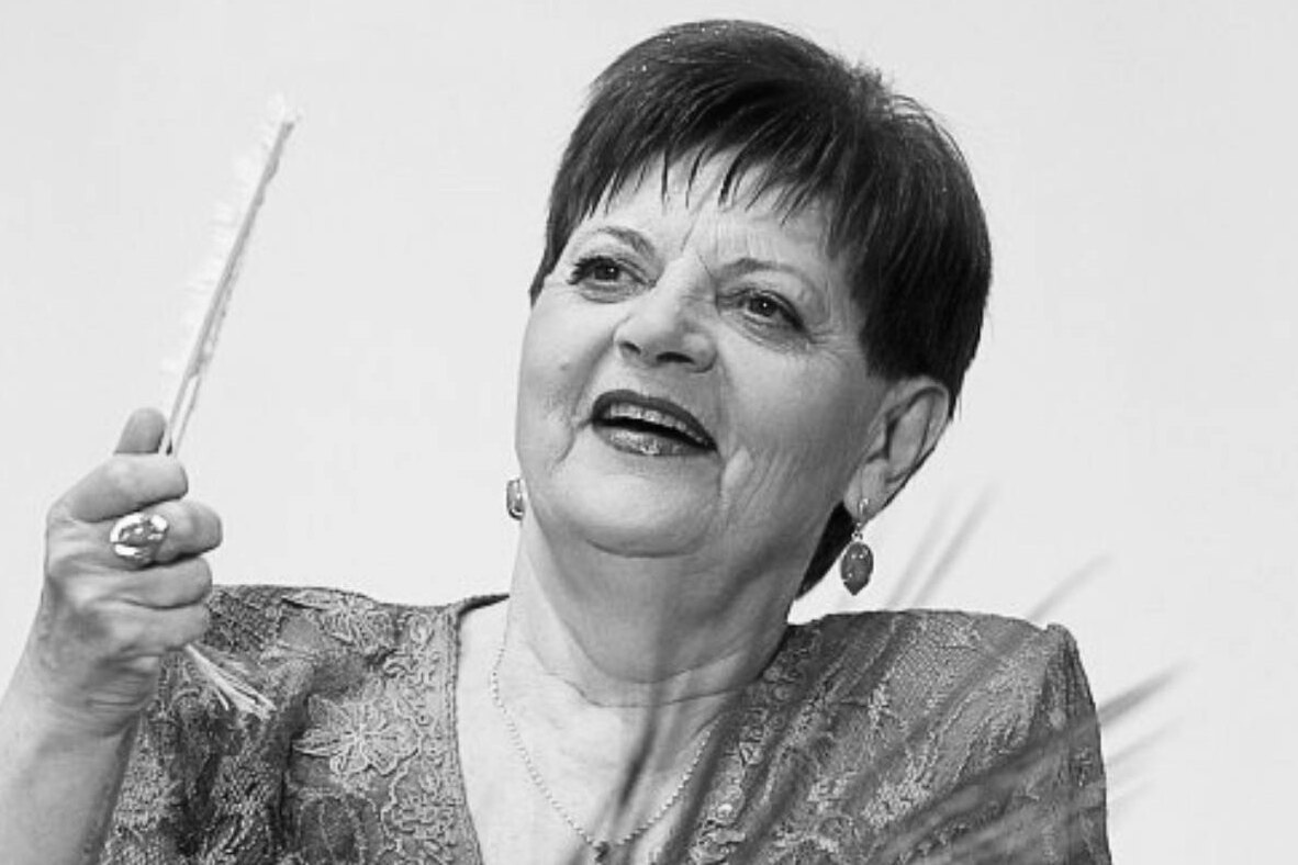     Скончалась в своей квартире народная артистка России Маргарита Шапошникова