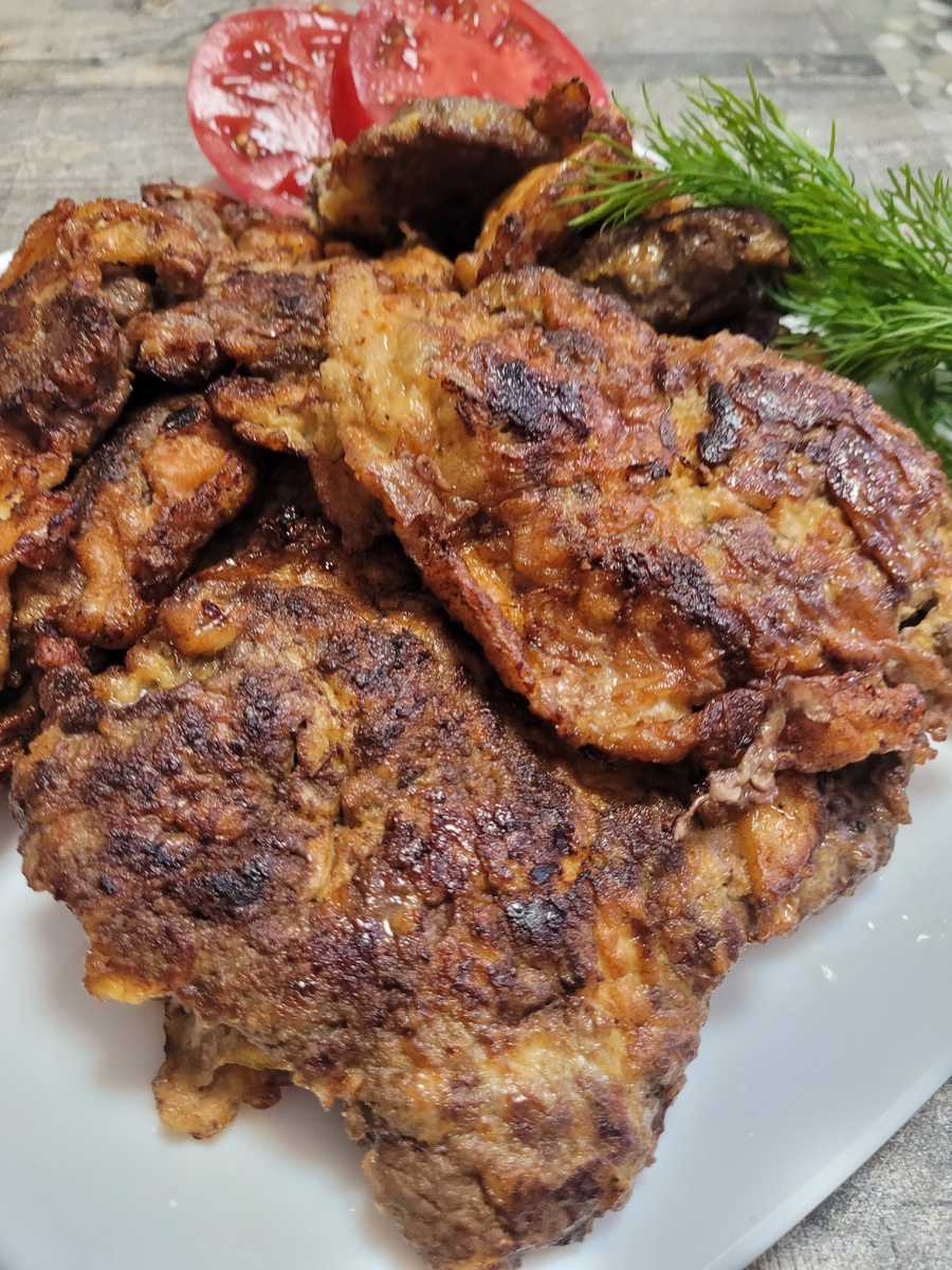 Фото автора.Отбивные из говяжьей  печени.