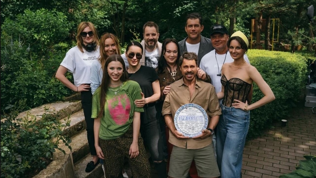 Фото со съемок сериала «Три сестры»