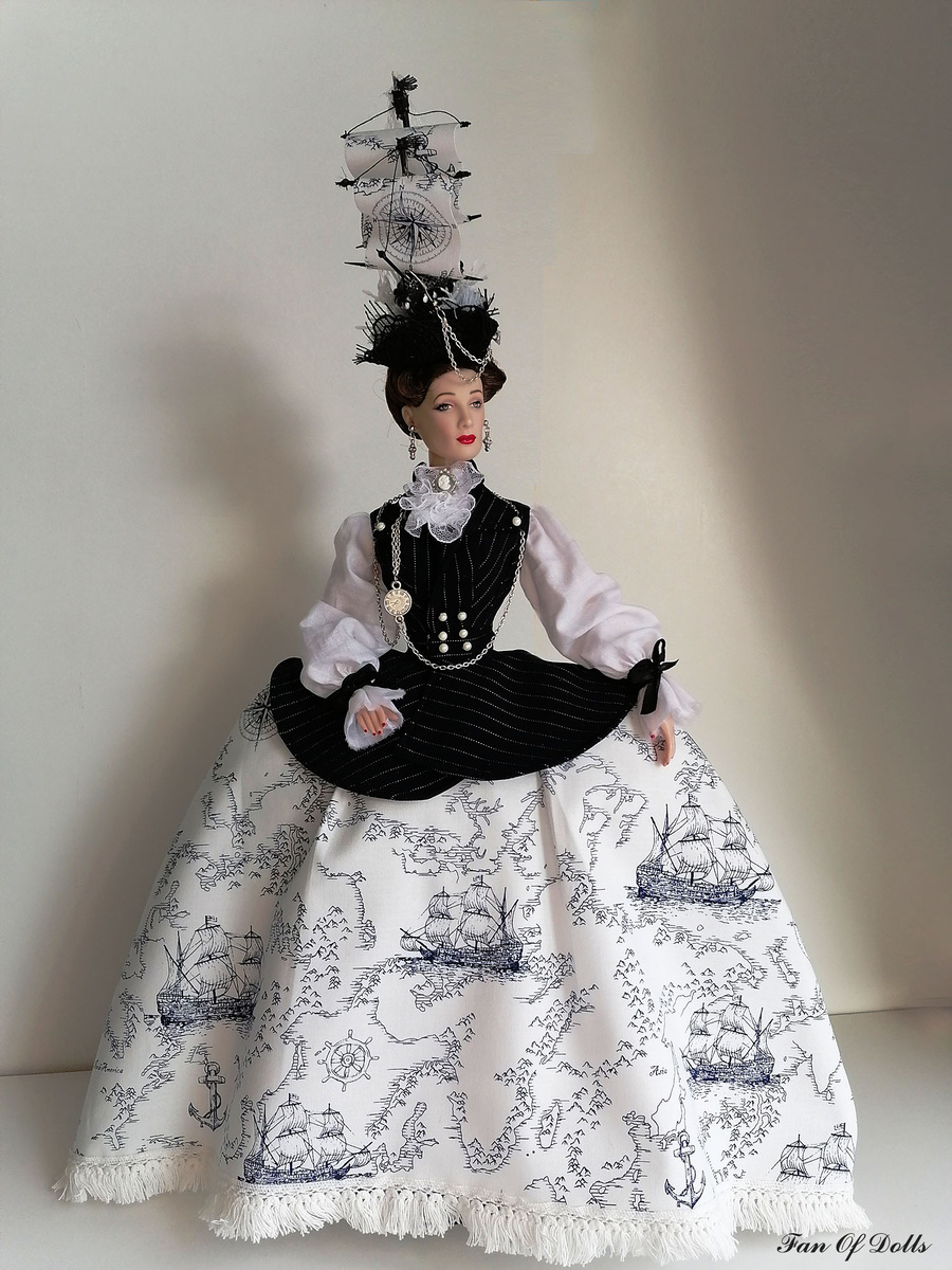 Фото первого костюма. Модель Кэрол Барри, 40 см.