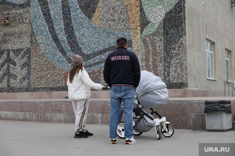 Средства из семейной ипотеки можно потратить на покупку жилья в новостройке. Фото: Ирина Гершина © URA.RU