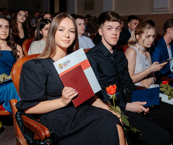     Молодые кадры страны – выпускники Президентской академии в Иваново