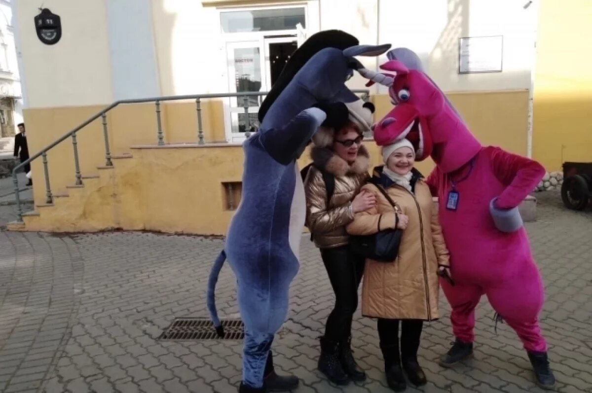    Портят имидж Казани: для навязчивых уличных аниматоров вводят штрафы