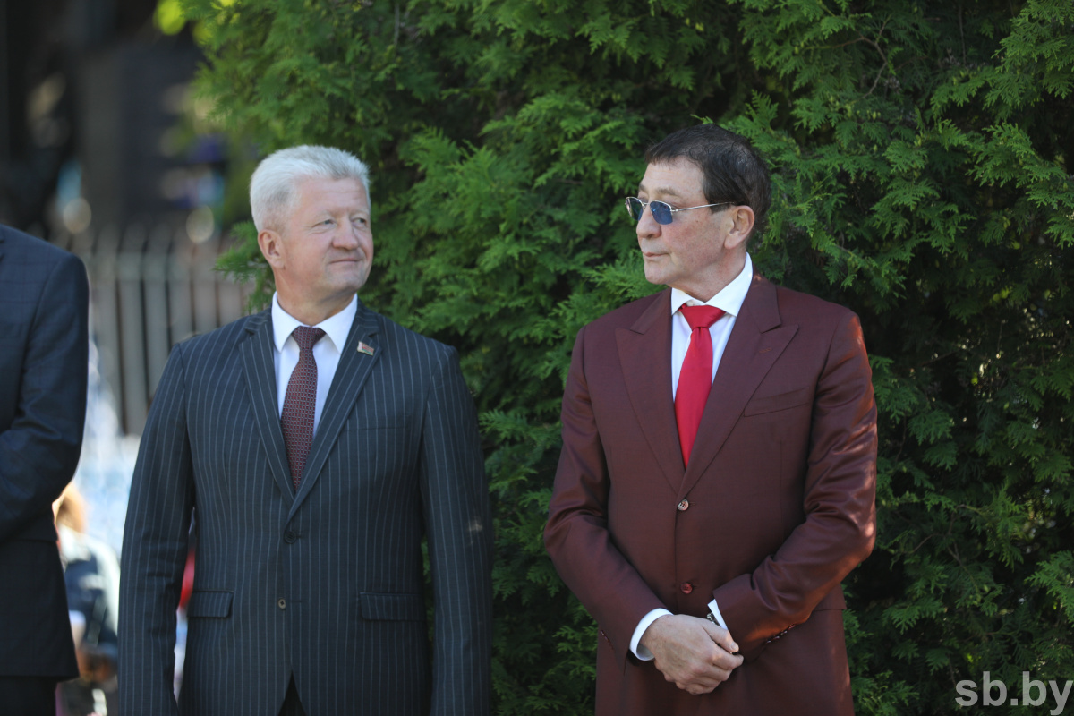    На Аллее звезд «Славянского базара» появилась именная звезда Григория Лепса