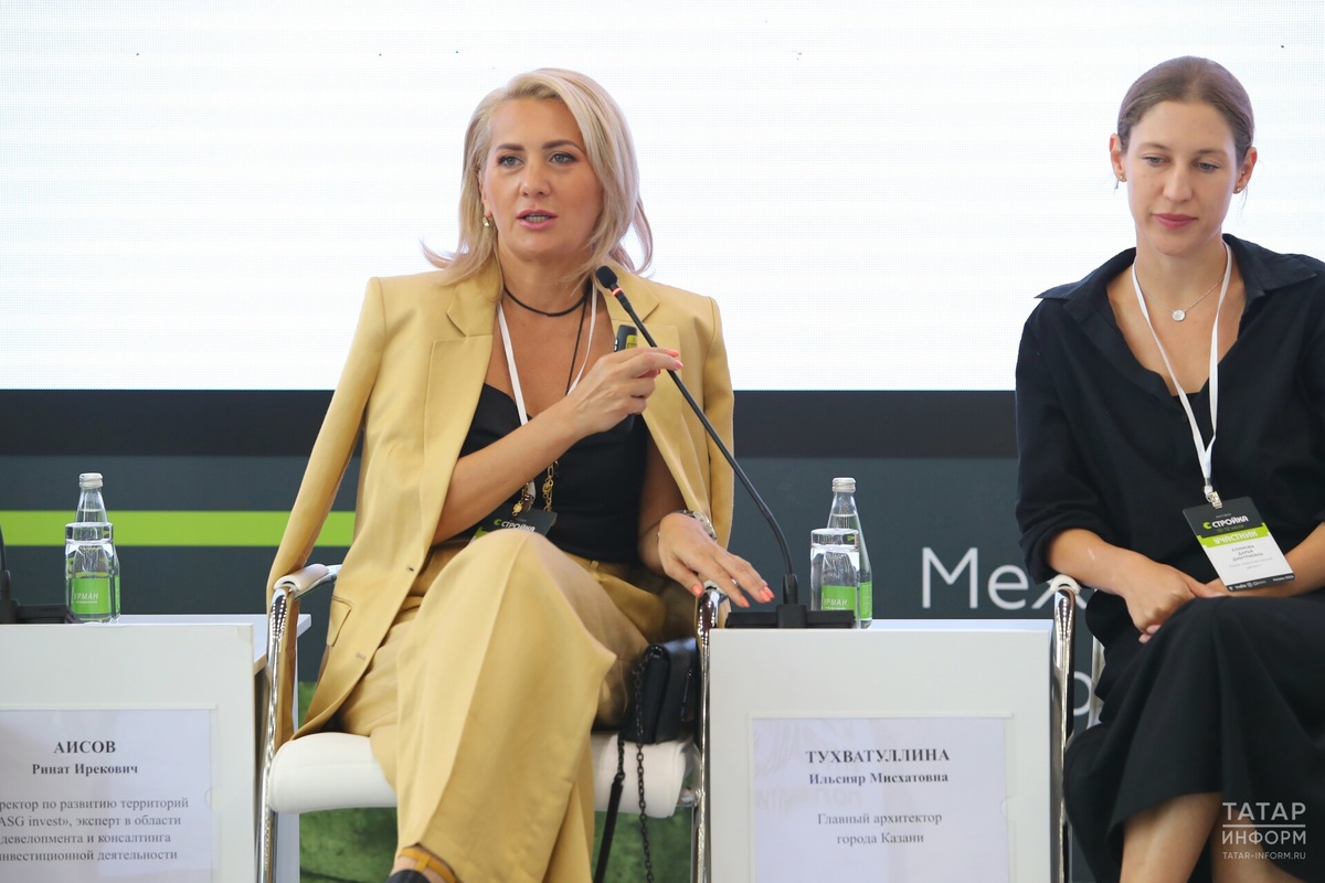 Ильсияр Тухватуллина в рамках дискуссии «Мегапроекты в Татарстане» рассказала о новых проектах-магнитах для горожан, туристов и бизнеса. Фото: © Владимир Васильев / «Татар-информ»