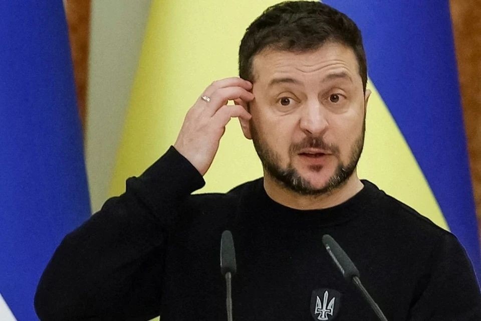    Натворил и сбежал в США: как Зеленский лицемерно подставил всех украинцев REUTERS
