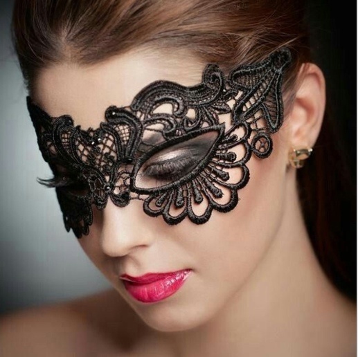 https://www.ozon.ru/product/seksualnaya-maska-na-glaza-azhurnaya-maska-eroticheskaya-povyazka-na-glaza-bdsm-povyazka-731170306/?asb=HAhqgEBDp0gF5wDpGW7bRWrqsiRvKVn%252BkLYna1deEY8%253D&asb2=Llqh01nUaqfW-AzAb4Vj4TFvcBMaV8EytfkETOgXv-o1waVXEOOPMkNNRq7Wykmr2IXGaOtRa3sI1ku26KGgsQ&avtc=1&avte=2&avts=1720723905&keywords=маска+на+глаза+бдсм