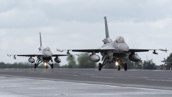    В США рассказали, где будут базироваться передаваемые Киеву F-16 Роман Захаров