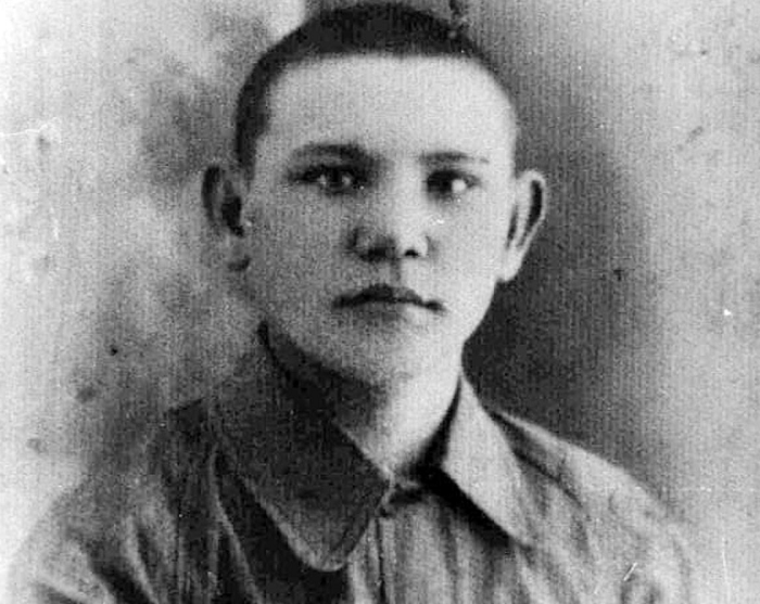 Андрей Андреевич Борзенко в 16 лет