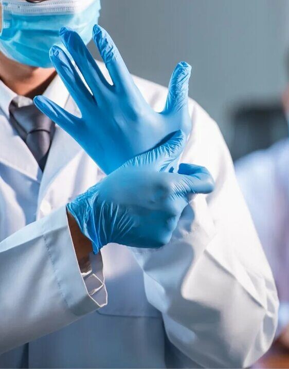 Как говорил доктор-шутник Чехов: раздевайтесь - слегка сопротивляйтесь. 